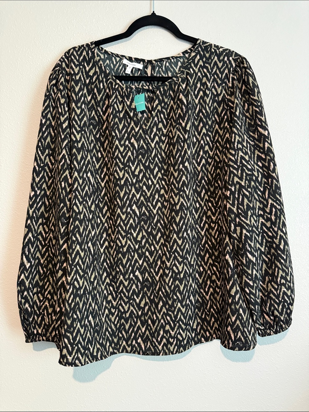 Maurices Black and Cream Chevron-Pattern Blouse